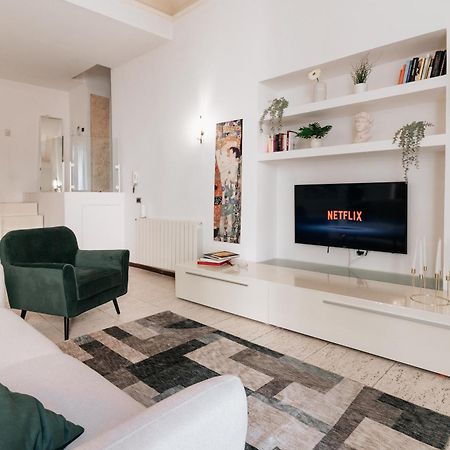 Four Luxury Art Apartment Palermo Exterior photo